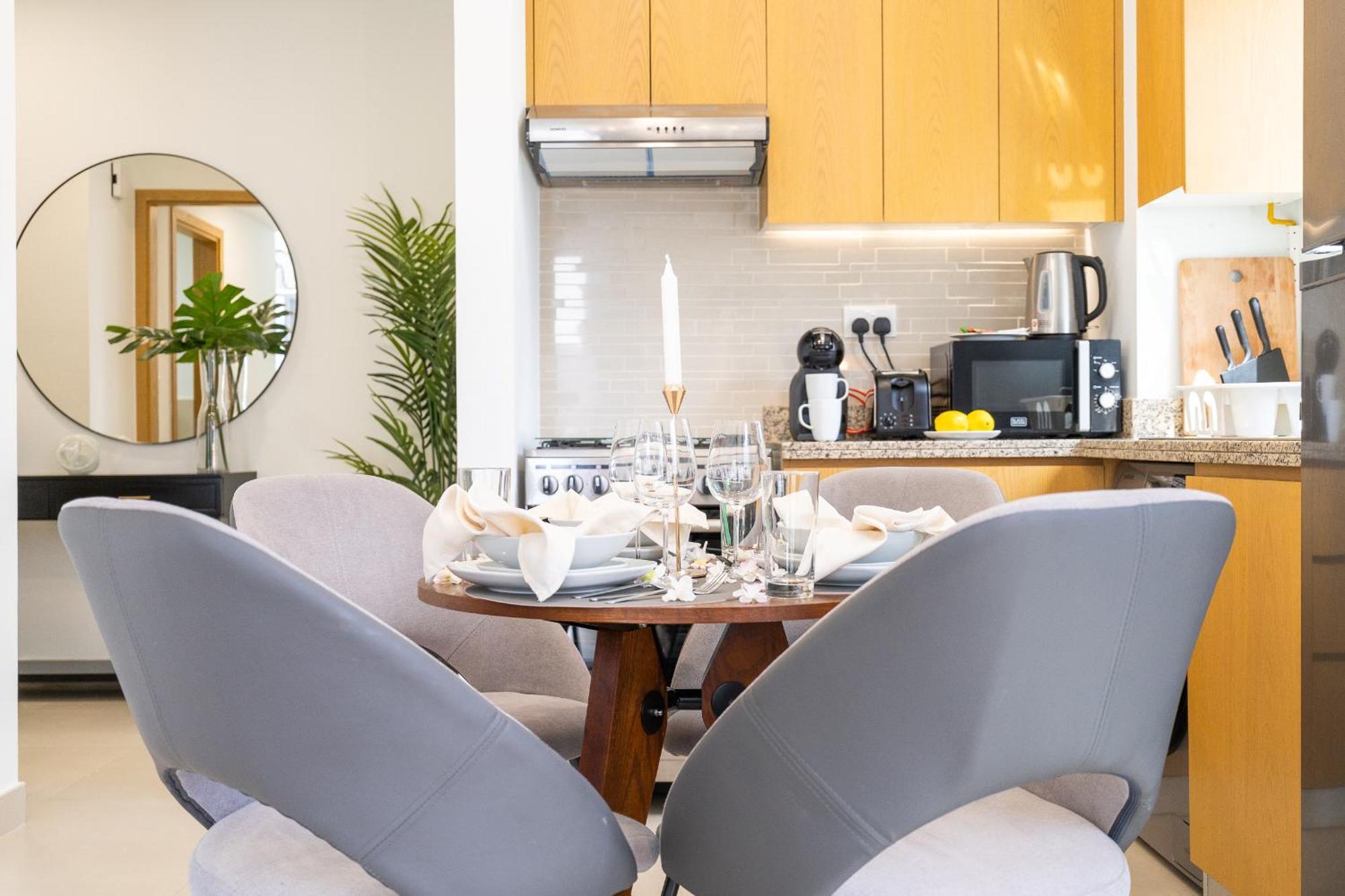 Apartamento Vogue Downtown - Bellevue Towers Dubái Habitación foto
